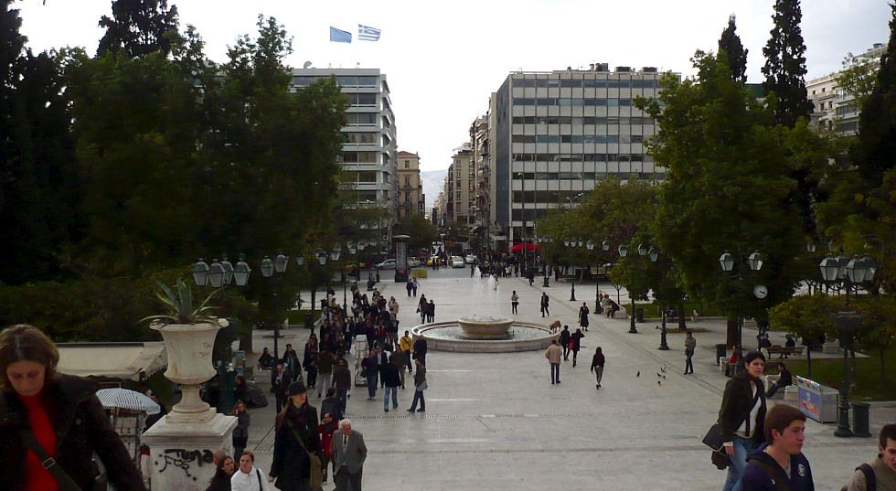 Σύνταγμα, Βουλή και Μνημείο Άγνωστου Στρατιώτη