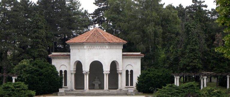 Βασιλικό Συγκρότημα Dedinje