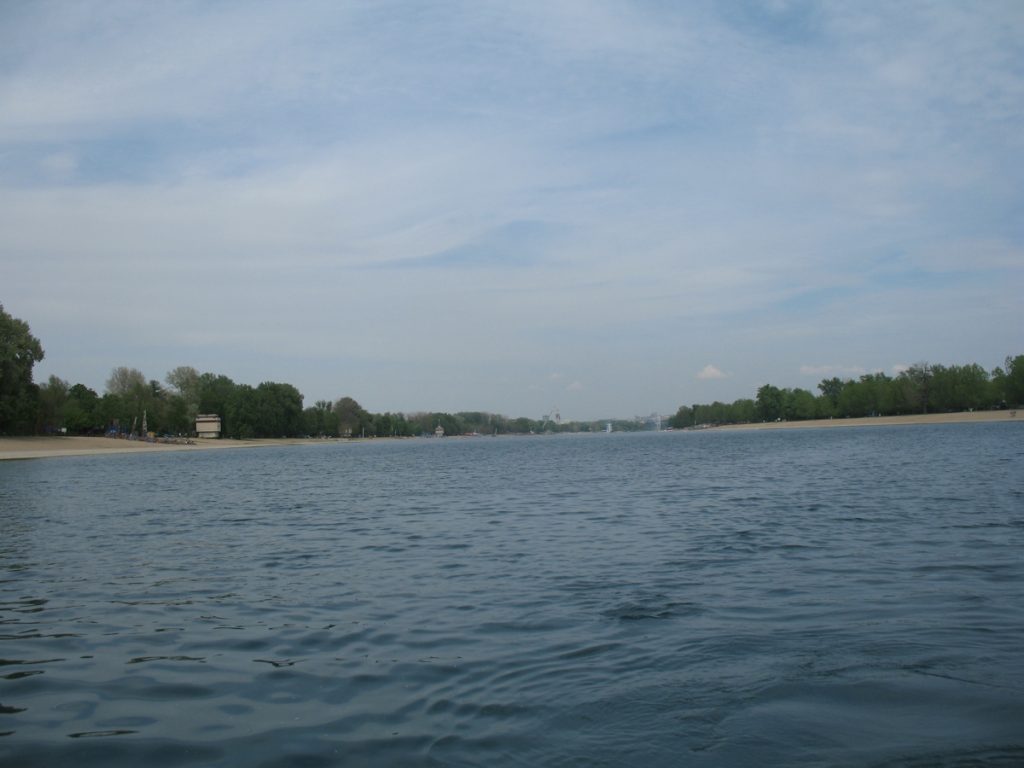 Sava Lake και οικογενειακή αναψυχή στην Ada